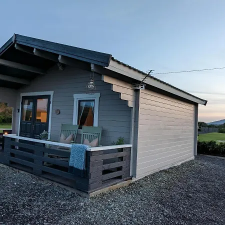 Country Chalet Westport