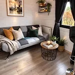Country Chalet Westport