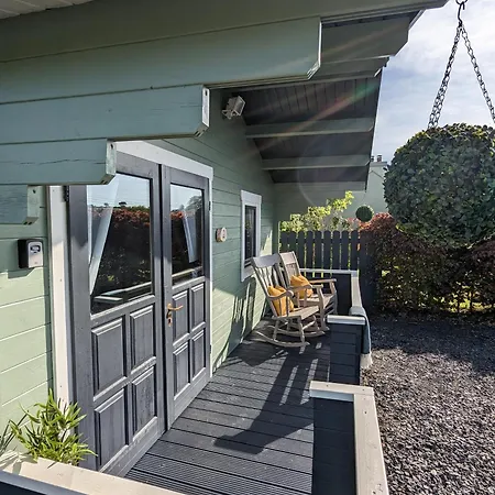 Country Chalet Westport